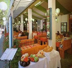 Amalfi & Restaurant Karaoke Bar Szálloda Lido di Jesolo