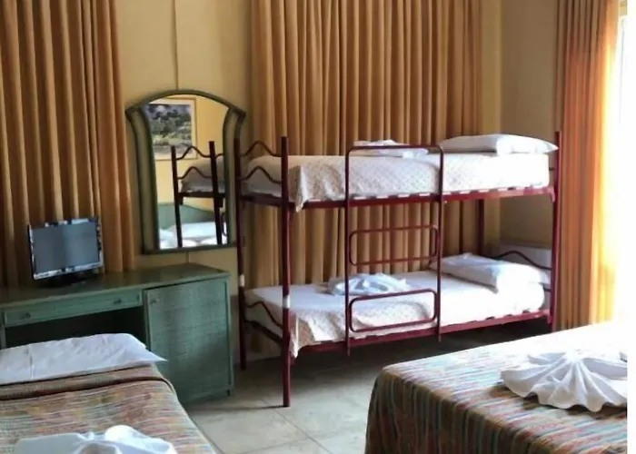 Amalfi & Restaurant Karaoke Bar Lido di Jesolo