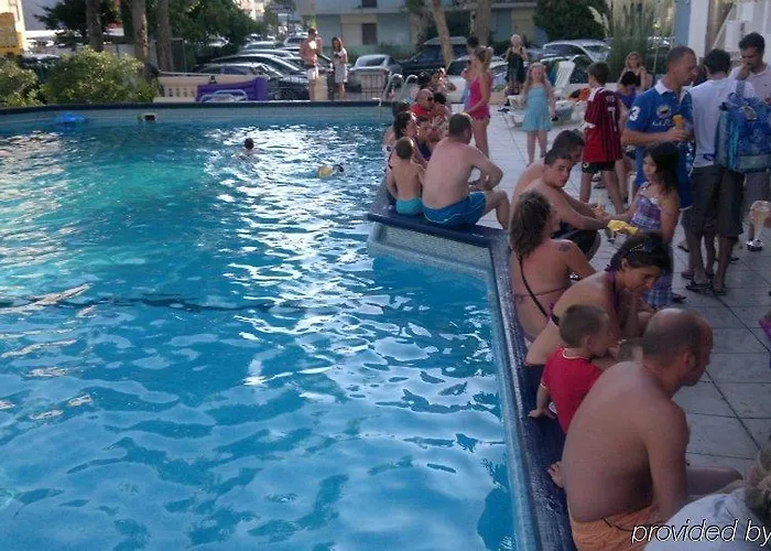 Amalfi & Restaurant Karaoke Bar Hotel Lido di Jesolo