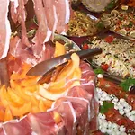 Amalfi & Restaurant Karaoke Bar Отель 3*