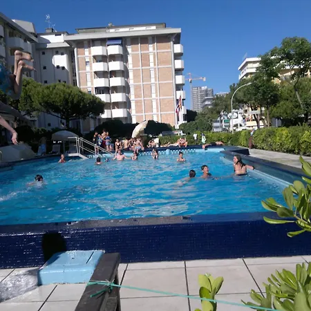 Hotel Amalfi 3*