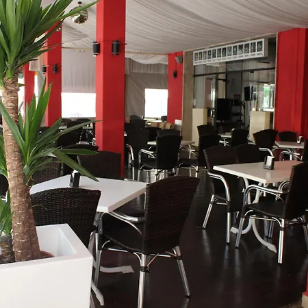 Amalfi & Restaurant Karaoke Bar