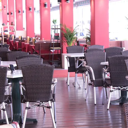 Amalfi & Restaurant Karaoke Bar Hotel Lido di Jesolo