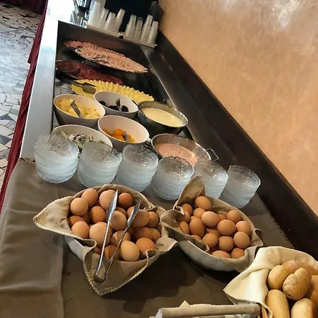 Amalfi & Restaurant Karaoke Bar 3* Lido di Jesolo