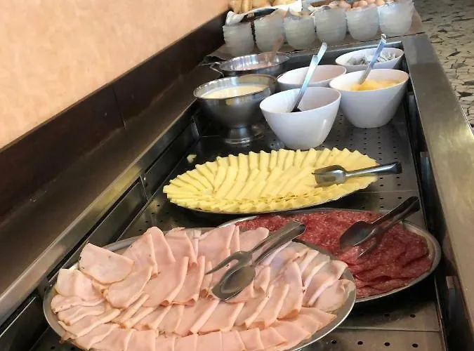 Amalfi & Restaurant Karaoke Bar Hotel Lido di Jesolo